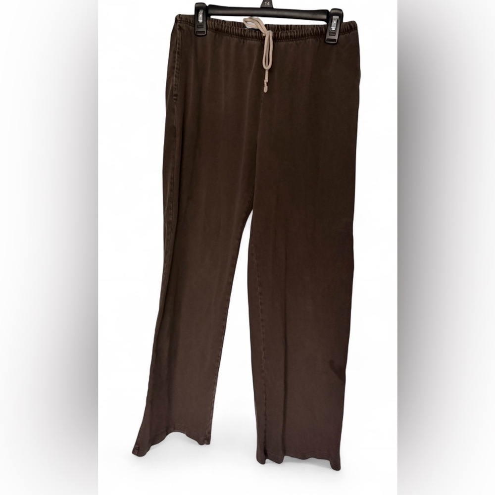 Brandy Melville Chocolate Straight Leg Pants